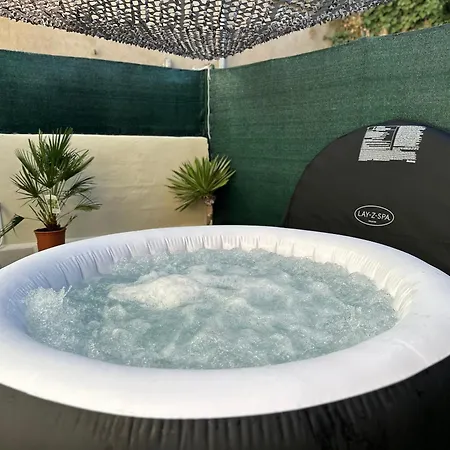 Maisonette - Private Jacuzzi - Proche Puy-du-fouu * Cholet